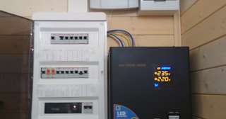 Установка и подключение стабилизаторов напряжения от 563 руб в Первоуральске - ЭлектроПрв